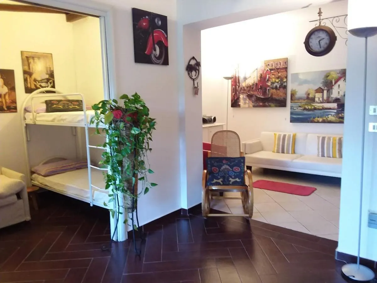 Villetta Su Canale Navigabile Furnari 0*,