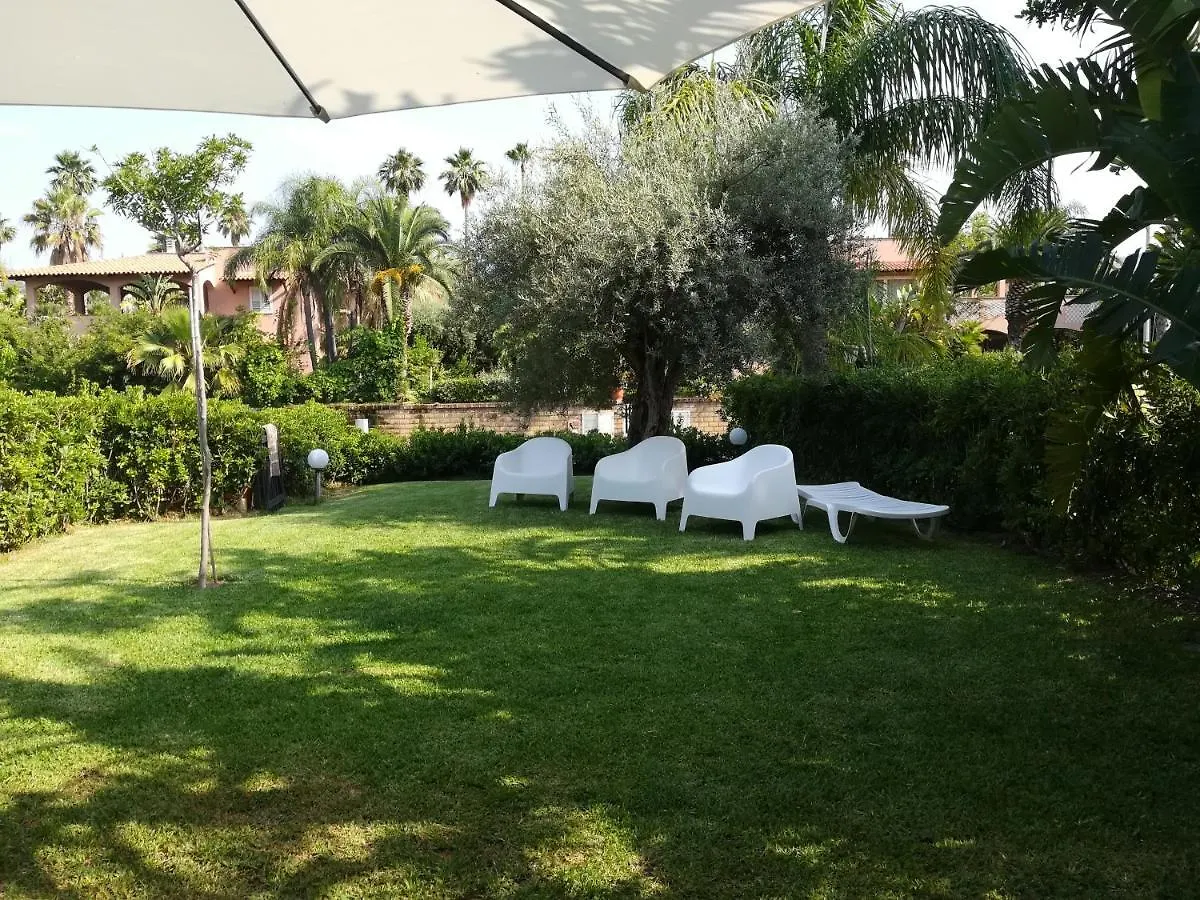 Villetta Su Canale Navigabile Furnari